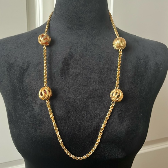 GIVENCHY Necklace Gold Ribbon Chained Gripoix Large Glass Balled Design - Picture 1 of 13